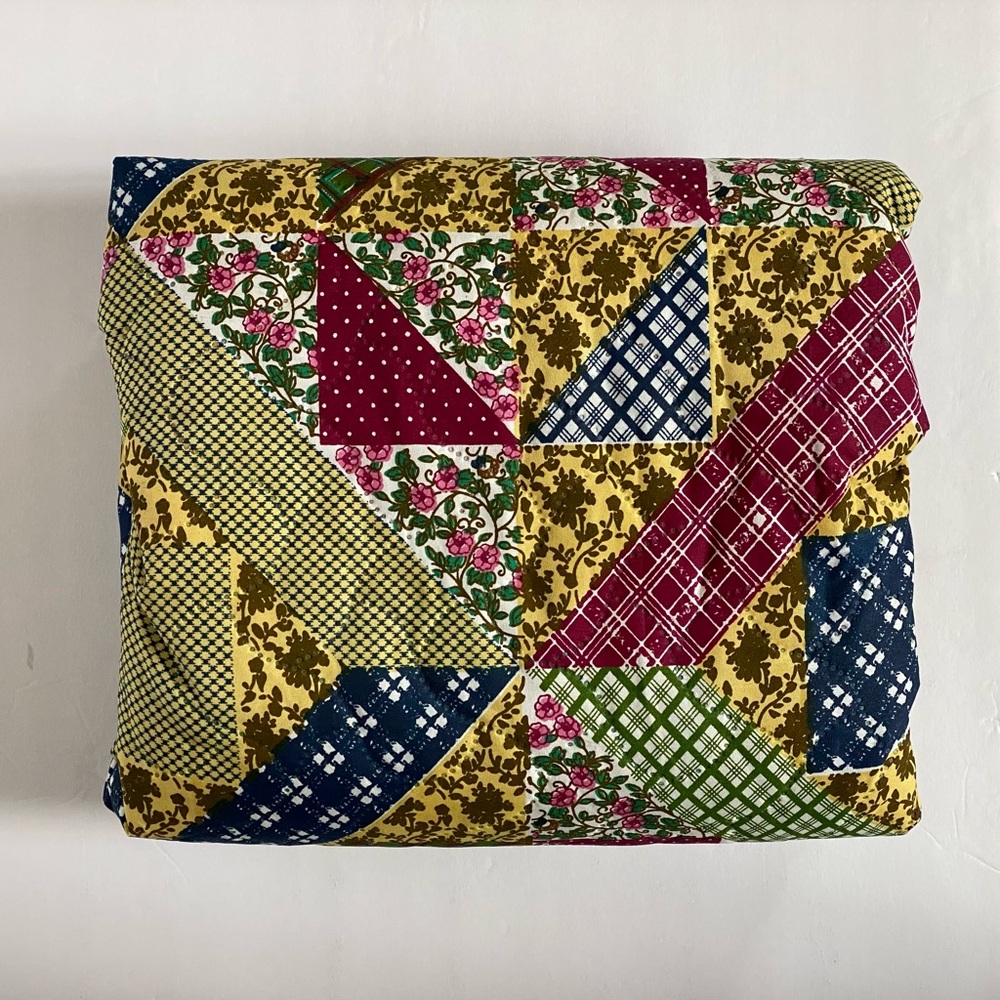 NEW Decorative Throw Blanket